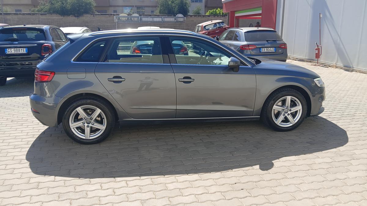 Audi A3 1.5 TGI 130CV G-TRON